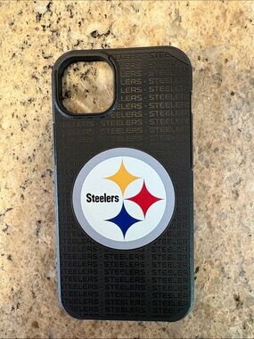 Pittsburgh Steelers Black Protective Phone Case with Team Logo